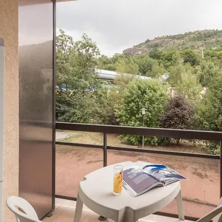 Appartement 2 Pieces Avec Coin Nuit, Balcon, Parking Et Casier A Ski - Proche Telecabine Et Centre - Fr-1-330C-16 Briancon  Exterior photo