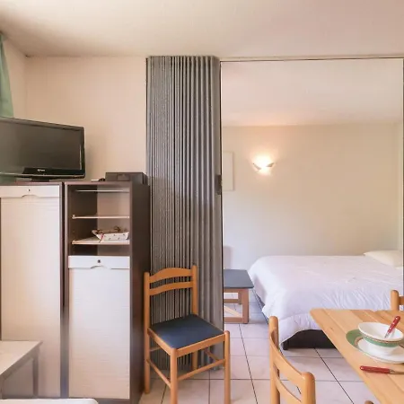 Appartement 2 Pieces Avec Coin Nuit, Balcon, Parking Et Casier A Ski - Proche Telecabine Et Centre - Fr-1-330C-16 Briancon  Exterior photo